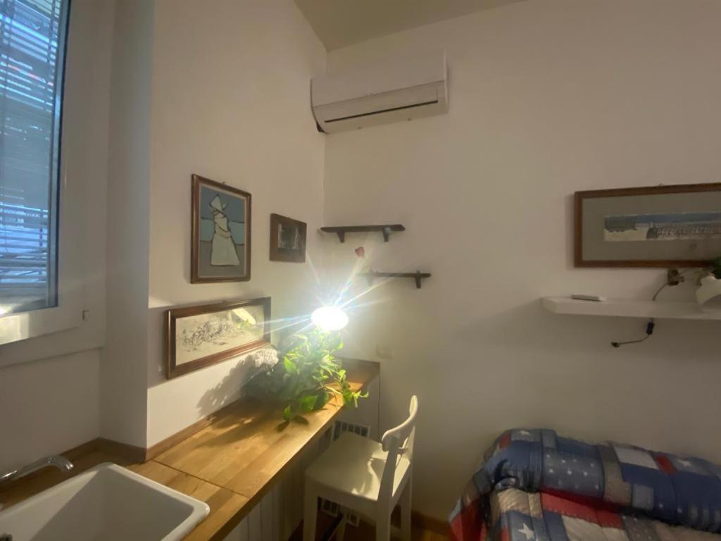 Ferienwohnung Piccolo E Indipendente A Garbatella Rom Exterior foto